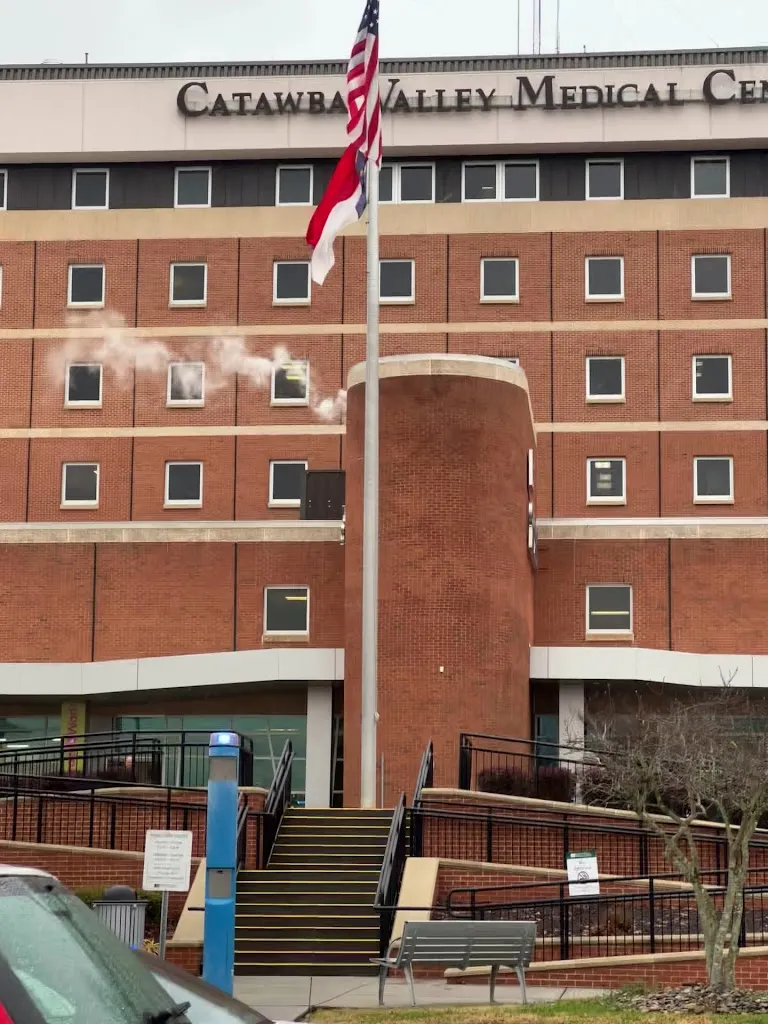 kenNyang_Catawba Valley Medical Center_Catawba County, North Carolina_reseña