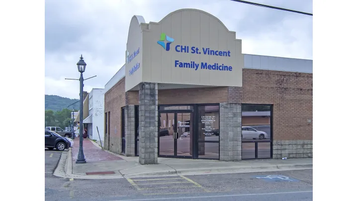 CHI St. Vincent Primary Care - Glenwood_Glenwood, Arkansas_slider_bild_1