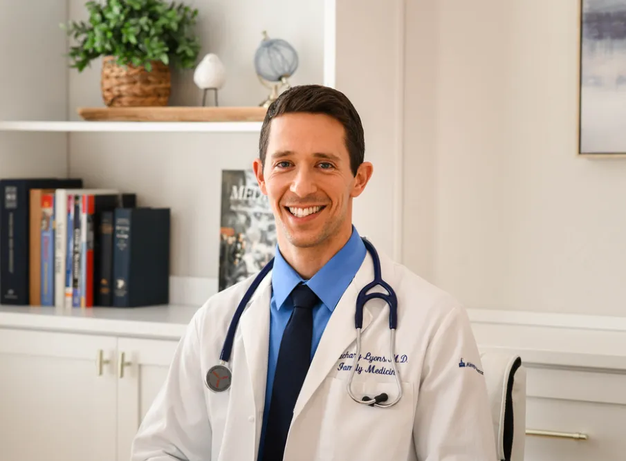 Lyons Family Medicine: Zachary Lyons, MD