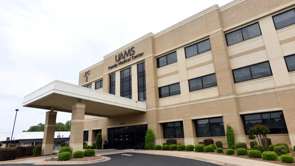 UAMS Health - Family Medical Center_Pine Bluff, Arkansas_slider_bild_1
