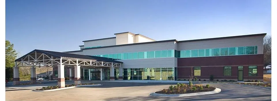 Millard-Henry Clinic - Russellville_Pope County, Arkansas_slider_immagine_1